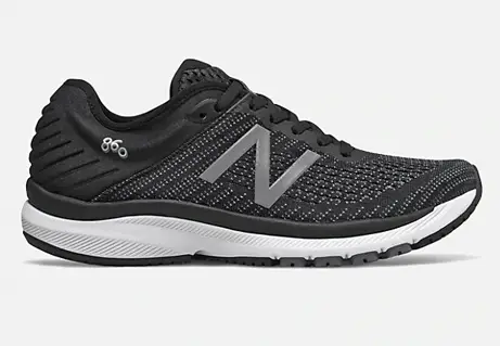 New Balance 860 shoes, recommended by our podiatrists
